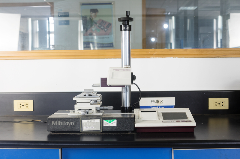 SURFACE-ROUGHNESS-MEASURING-INSTRUMENT